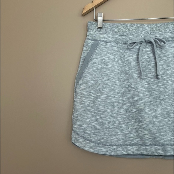{Athleta} Techie Terry Skirt in Grey - Women's Medium - Picture 2 of 9